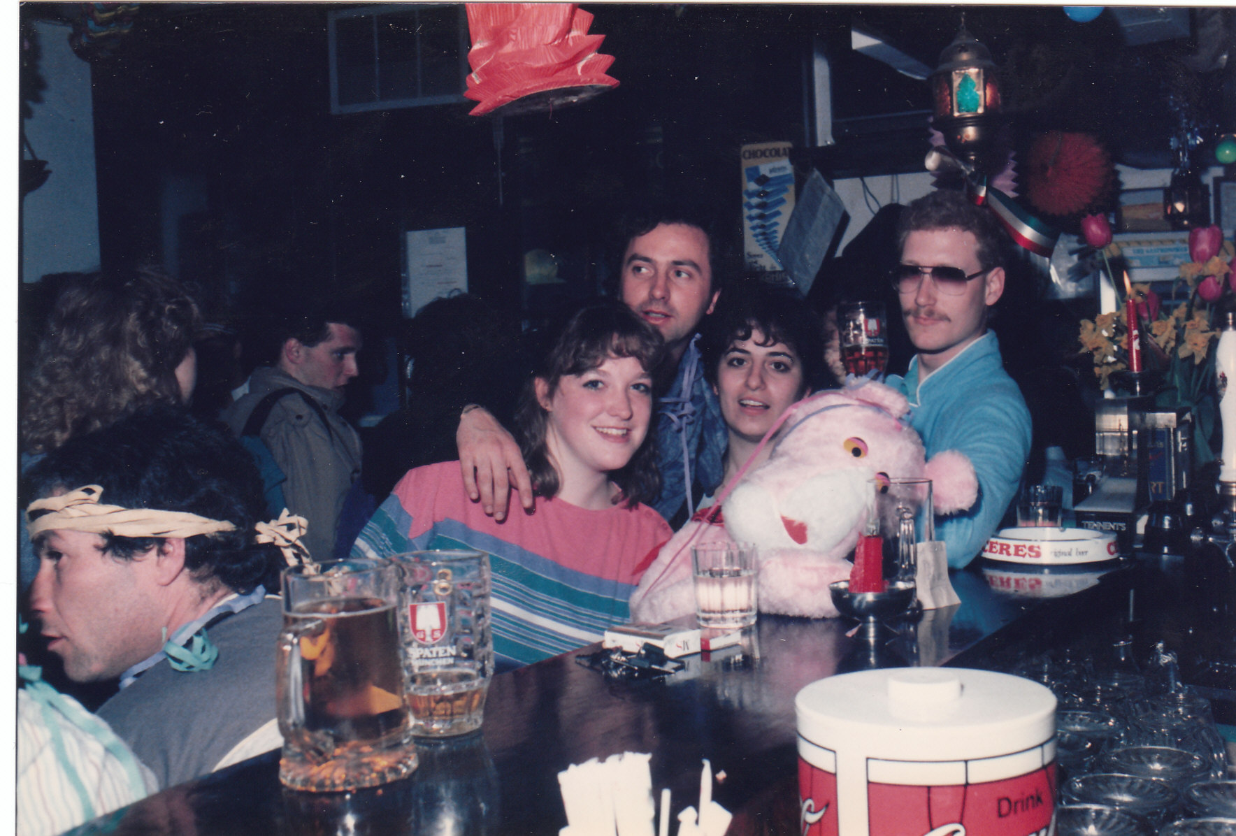 Pigiama Party in Miscellanea nel 1986